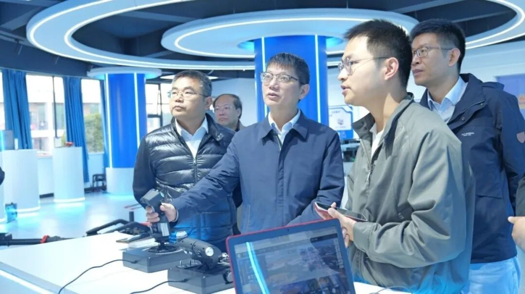 1765160685882509.png image.png